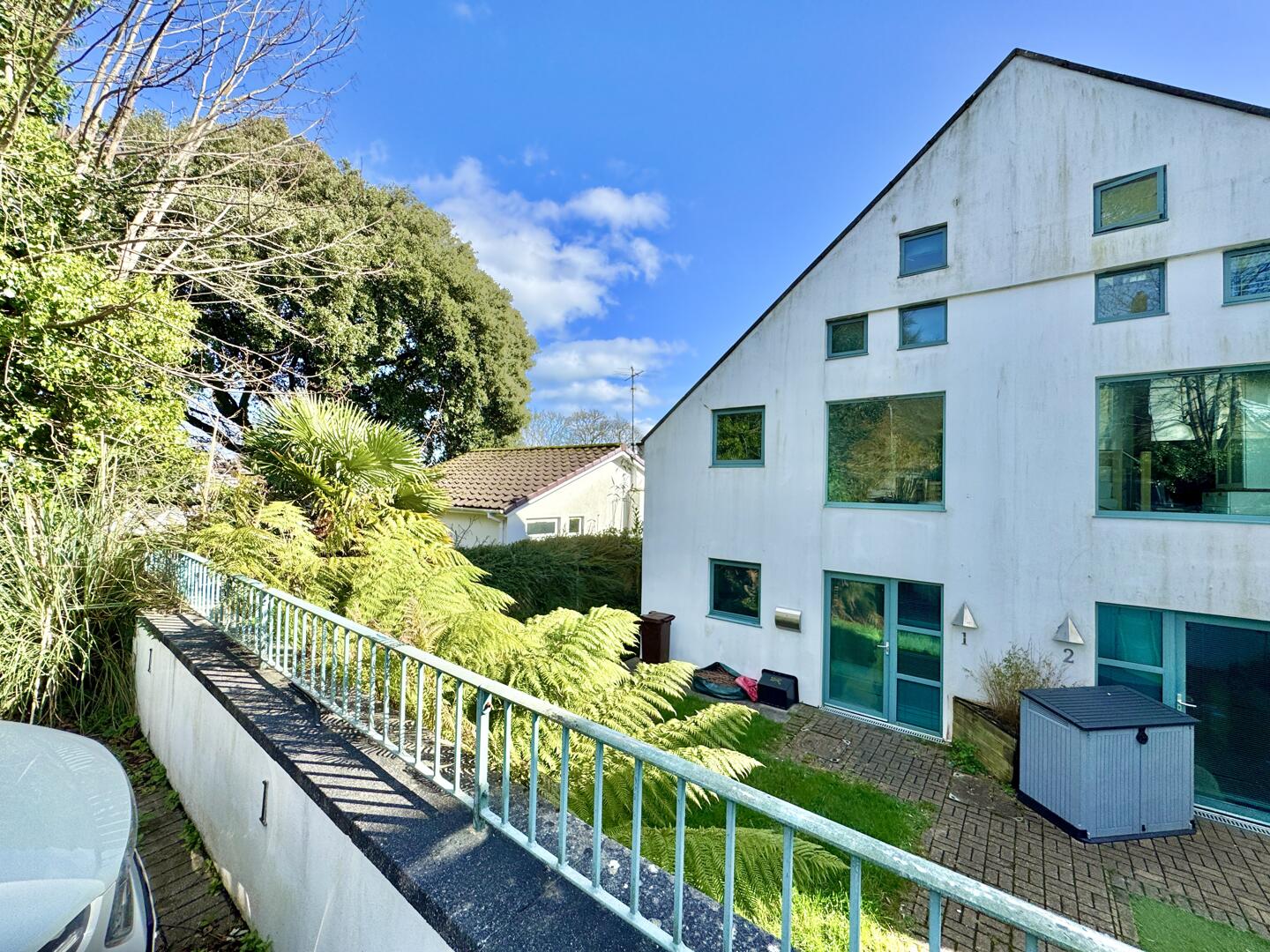 3 bed property in Dobbs Lane, Truro